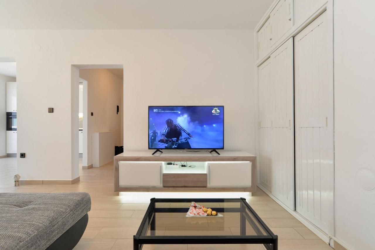 Вилла House Pula 2080 Экстерьер фото
