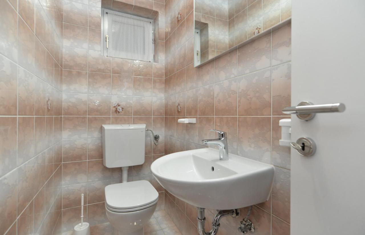 Вилла House Pula 2080 Экстерьер фото