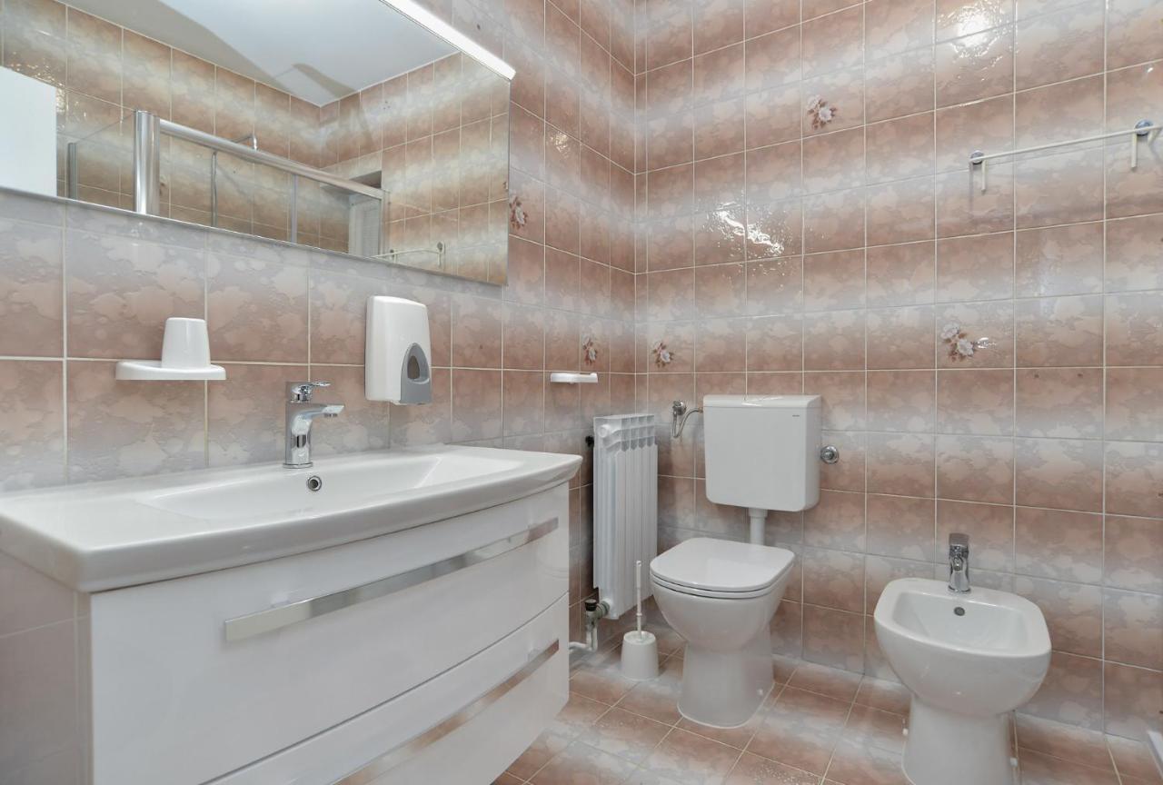 Вилла House Pula 2080 Экстерьер фото