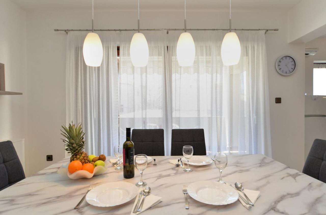 Вилла House Pula 2080 Экстерьер фото