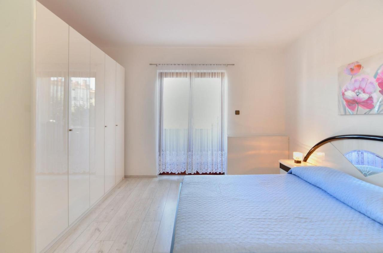Вилла House Pula 2080 Экстерьер фото